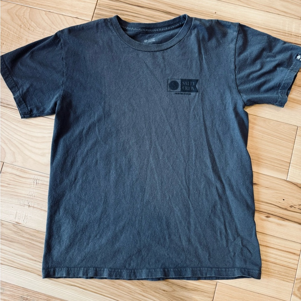Salty crew T-shirt
